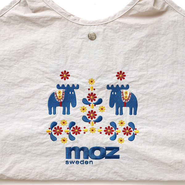 ZUPS-01 | unify × moz